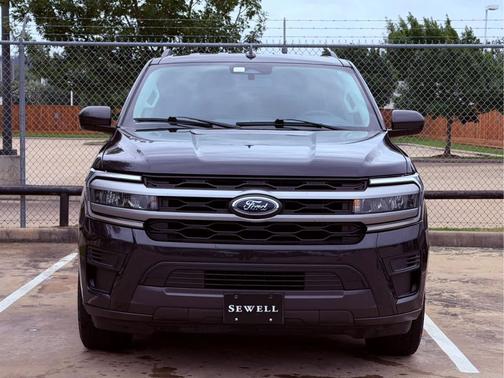 Dark Matter Metallic 2023 Ford Expedition XLT