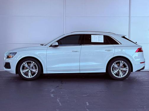 2023 Audi Q8 55 Prestige