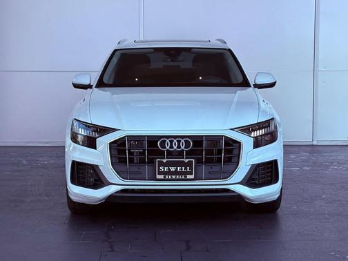 2023 Audi Q8 55 Prestige