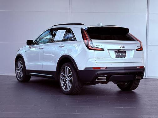 2022 Cadillac XT4 Sport