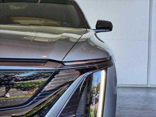 2025 Cadillac LYRIQ Sport w/1SK