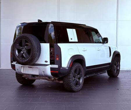 2020 Land Rover Defender 110 SE
