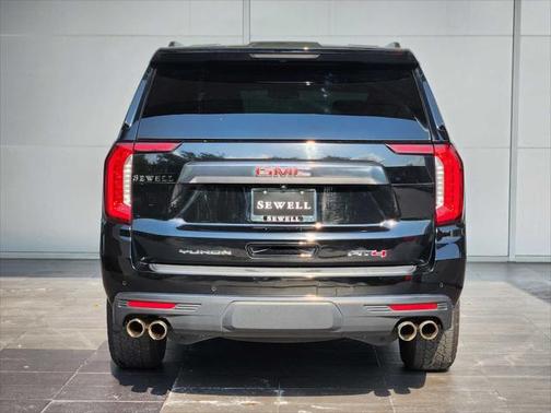 2022 GMC Yukon 4WD AT4