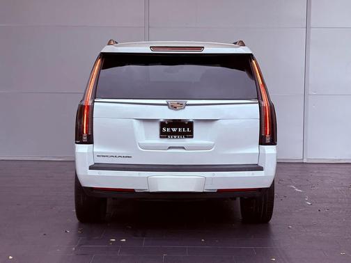 2020 Cadillac Escalade Premium Luxury