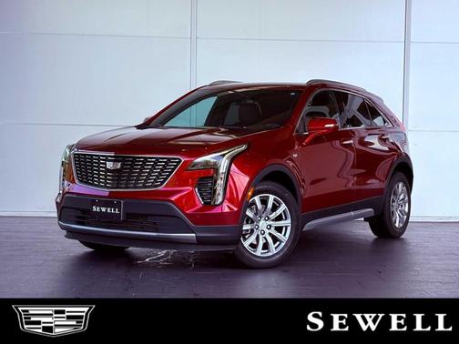 2023 Cadillac XT4 Premium Luxury