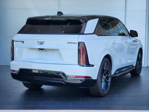 2025 Cadillac Escalade IQ Sport 1