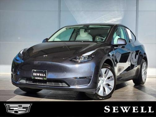 2024 Tesla Model Y Long Range Dual Motor All-Wheel Drive