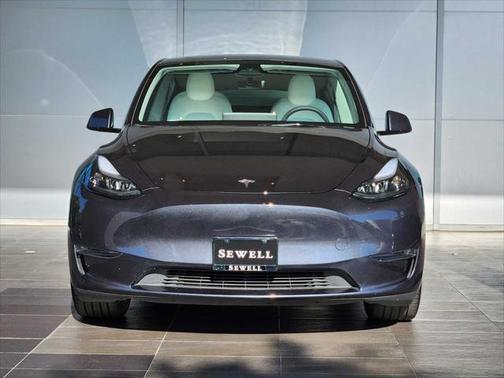 2024 Tesla Model Y Long Range Dual Motor All-Wheel Drive