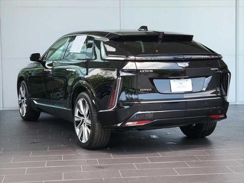 2024 Cadillac LYRIQ Luxury w/1SE