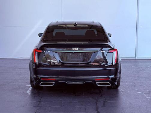 2022 Cadillac CT5 Sport