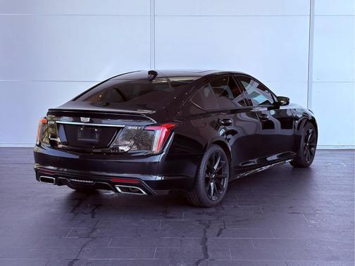 2022 Cadillac CT5 Sport