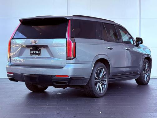 2025 Cadillac Escalade Sport