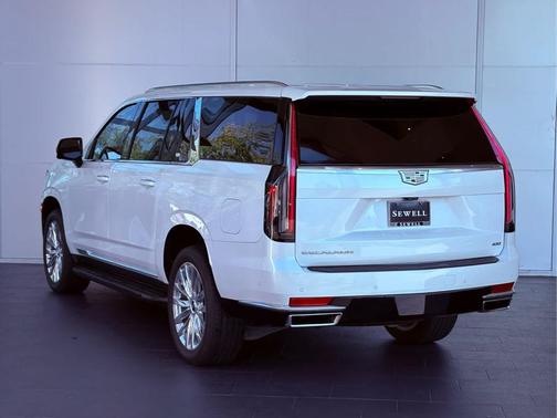 2023 Cadillac Escalade ESV Premium Luxury