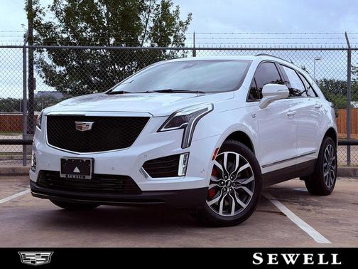 Crystal White Tricoat 2023 Cadillac XT5 Sport