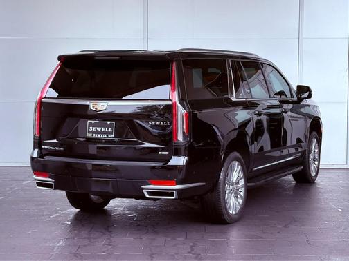2023 Cadillac Escalade ESV Premium Luxury