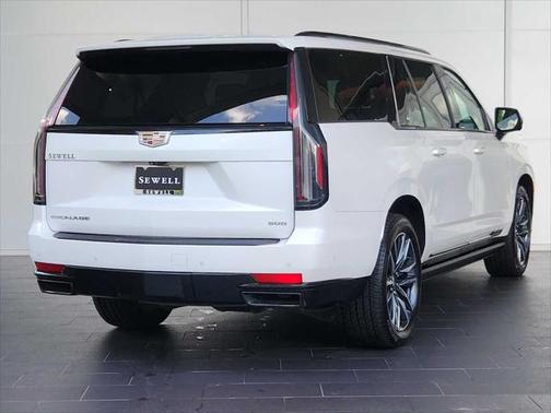 2021 Cadillac Escalade ESV Sport Platinum