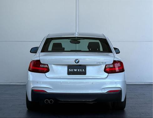 2016 BMW 228 228i