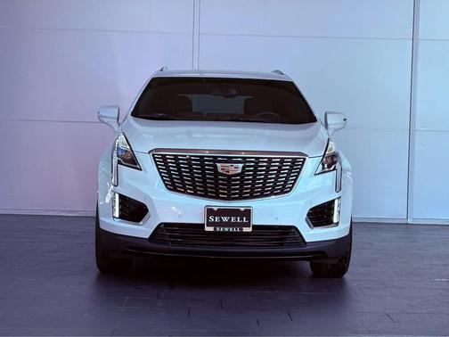 2023 Cadillac XT5 Luxury
