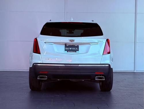 2023 Cadillac XT5 Luxury