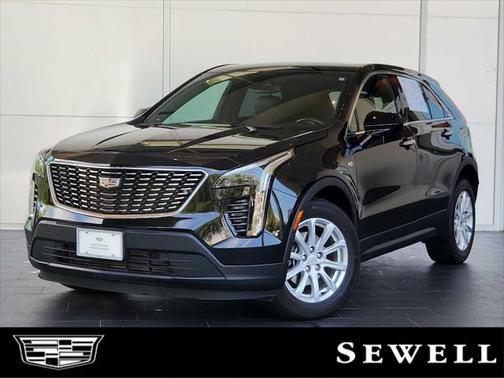 2023 Cadillac XT4 Luxury