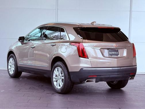 2023 Cadillac XT5 Luxury