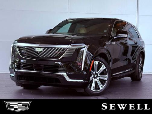 2025 Cadillac Escalade IQ Luxury 2