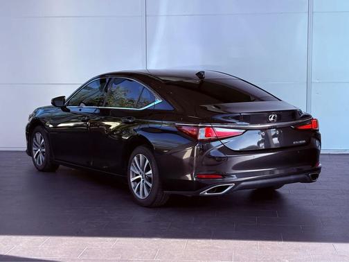 2019 Lexus ES 350 Base