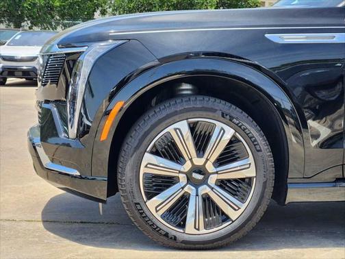2025 Cadillac Escalade Luxury