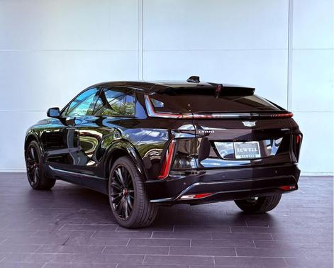 2025 Cadillac LYRIQ Sport