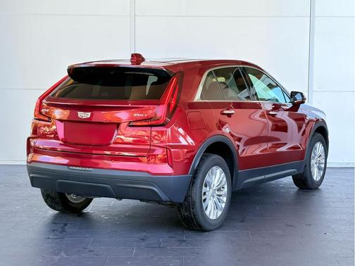 2024 Cadillac XT4 Luxury