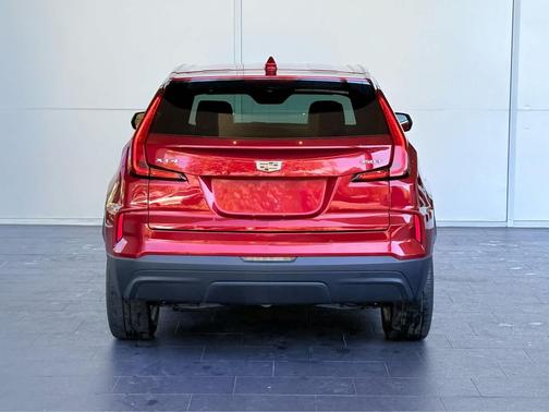 2024 Cadillac XT4 Luxury