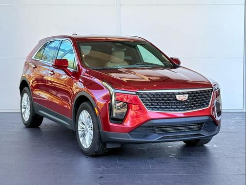 2024 Cadillac XT4 Luxury