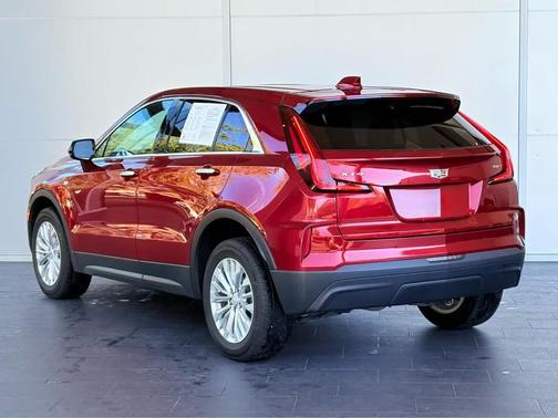 2024 Cadillac XT4 Luxury