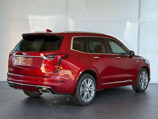 2024 Cadillac XT6 Premium Luxury FWD