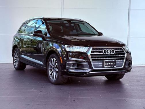 2019 Audi Q7 55 Premium Plus