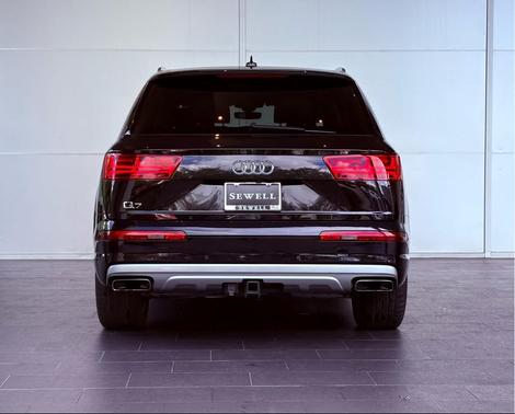 2019 Audi Q7 55 Premium Plus