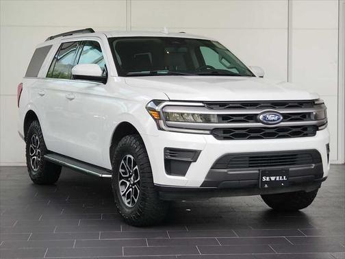 2022 Ford Expedition XLT