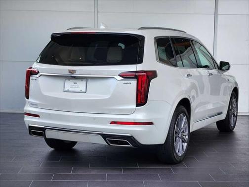 2024 Cadillac XT6 Premium Luxury FWD