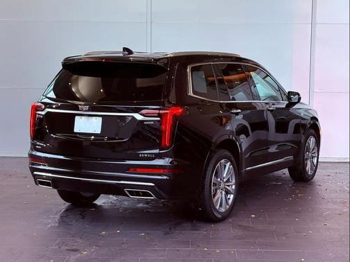 2025 Cadillac XT6 Premium Luxury AWD