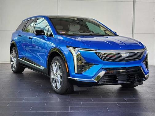 2025 Cadillac OPTIQ Luxury 1 AWD