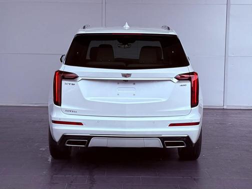 2023 Cadillac XT6 Premium Luxury FWD
