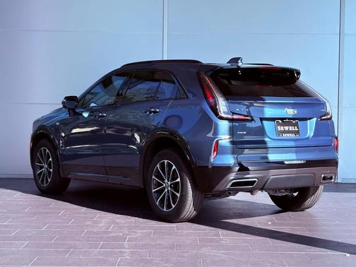 2024 Cadillac XT4 Sport