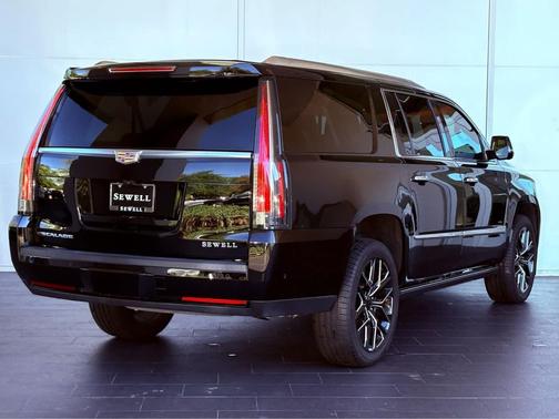 2019 Cadillac Escalade ESV Premium Luxury