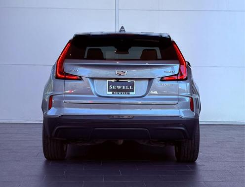 2024 Cadillac XT4 Luxury