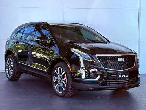 2025 Cadillac XT5 Sport