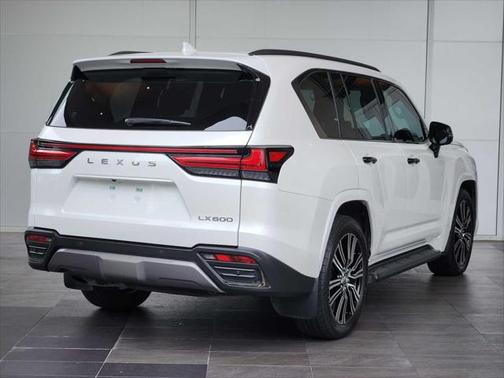 2024 Lexus LX 600 Luxury