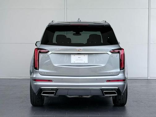 Argent Silver Metallic 2024 Cadillac XT6 Luxury AWD