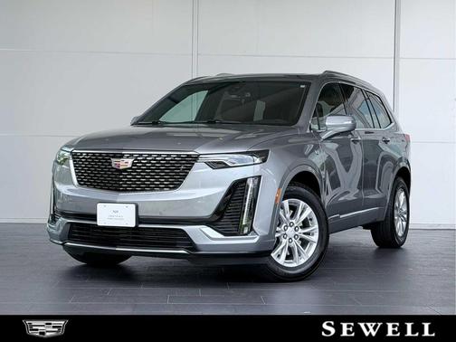 Argent Silver Metallic 2024 Cadillac XT6 Luxury AWD