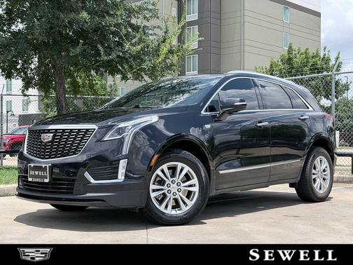 Stellar Black Metallic 2023 Cadillac XT5 Luxury
