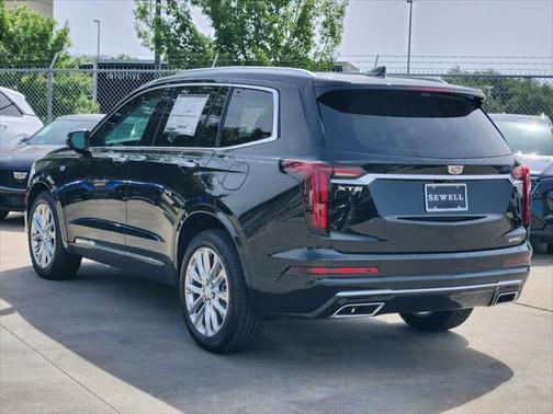 2025 Cadillac XT6 Premium Luxury FWD